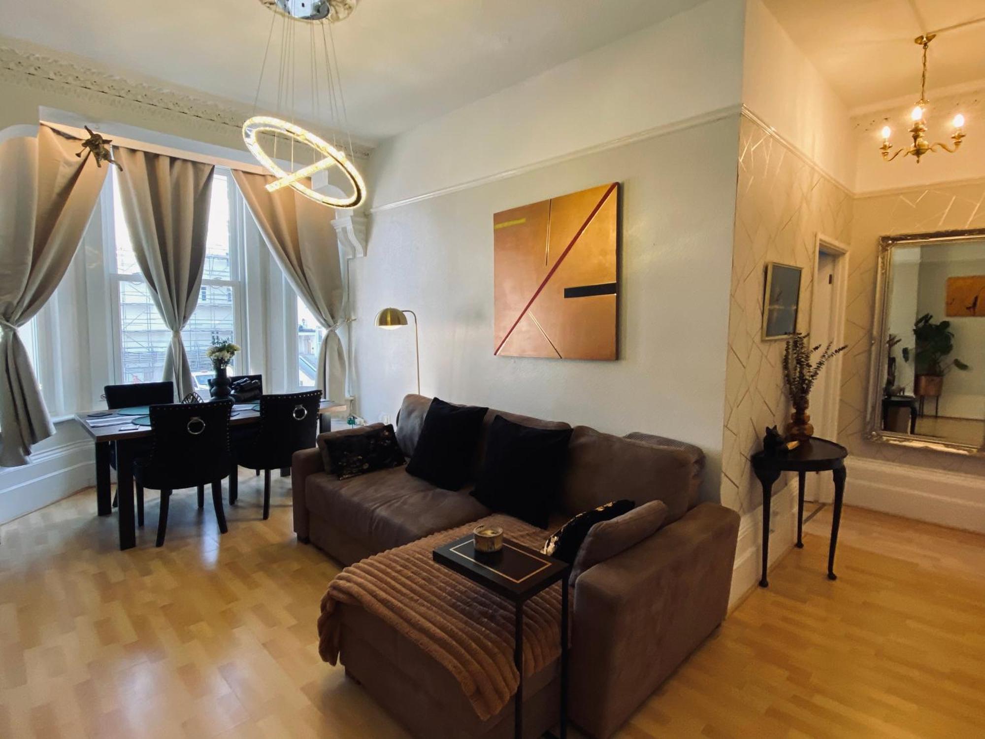 פורטסמות' Ann Apartments Opposite The Pier With Sea View מראה חיצוני תמונה
